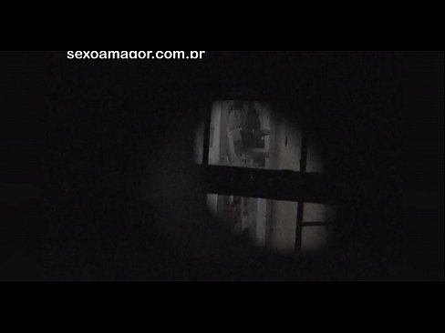 ❤️ Blondiin saab salaja videolevi naabruskonna voyeuri poolt peidetud õõnsate telliskivide taha peidetud ❤  Seks at et.dienlanhbk.top